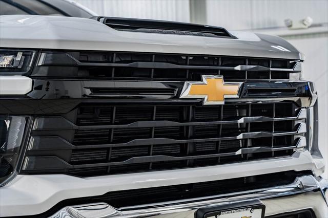 new 2025 Chevrolet Silverado 3500 car, priced at $52,978