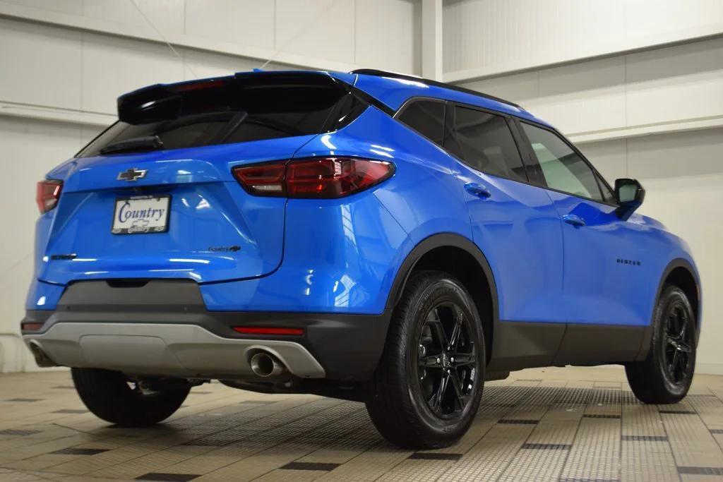 new 2025 Chevrolet Blazer car, priced at $35,085