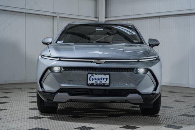 new 2025 Chevrolet Equinox EV car, priced at $48,190