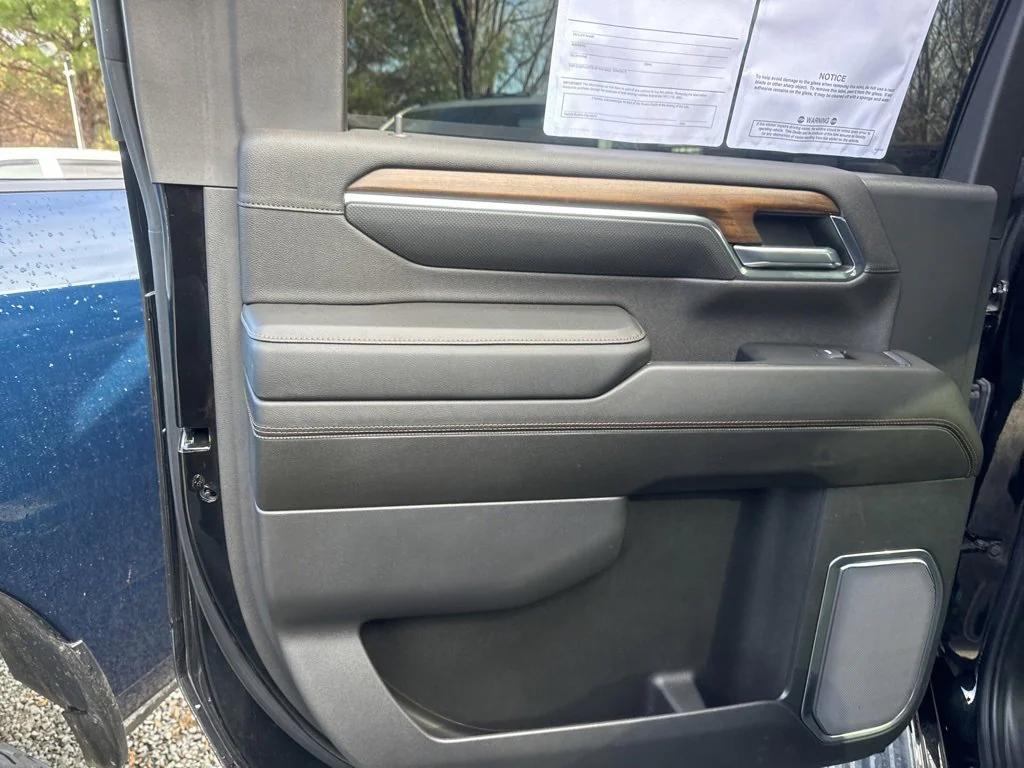 used 2024 Chevrolet Silverado 2500 car, priced at $71,999