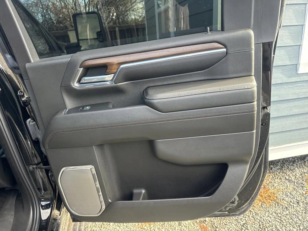 used 2024 Chevrolet Silverado 2500 car, priced at $71,999