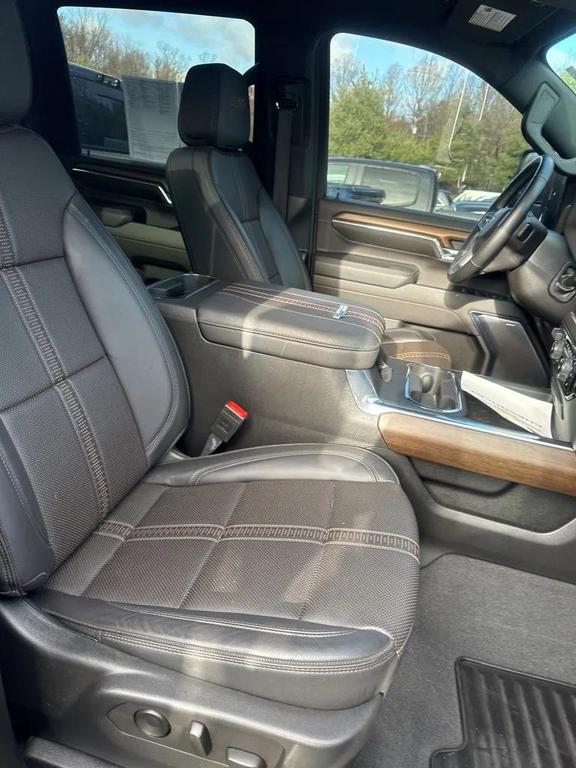 used 2024 Chevrolet Silverado 2500 car, priced at $71,999