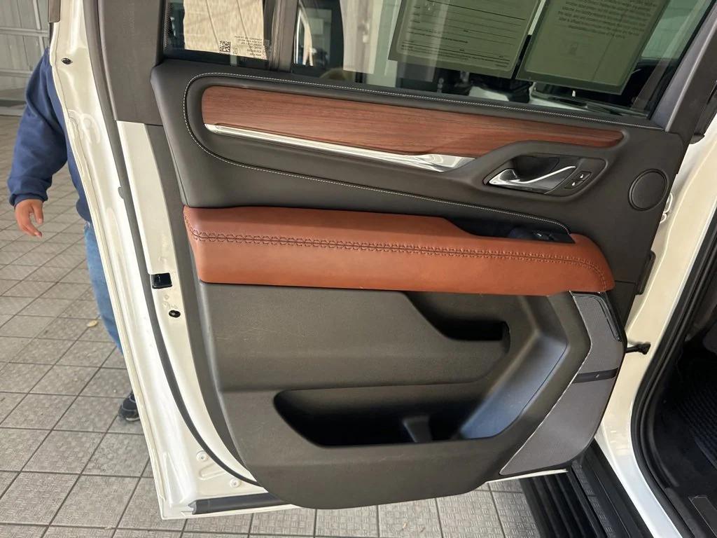 used 2023 GMC Yukon XL car, priced at $77,999