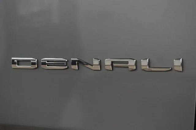 used 2024 GMC Yukon car, priced at $85,999