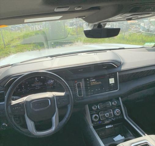 used 2022 GMC Yukon car, priced at $65,999