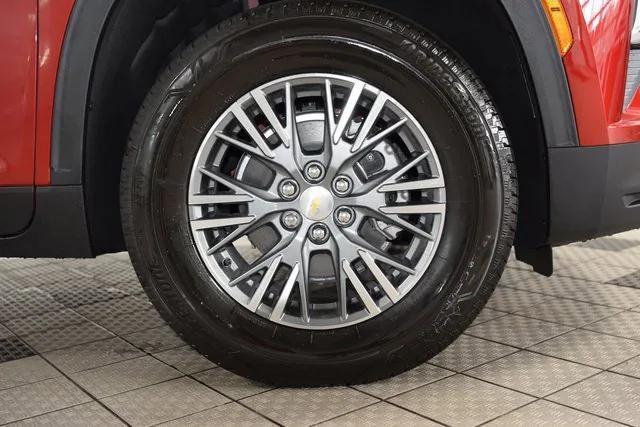 new 2025 Chevrolet Traverse car, priced at $43,869