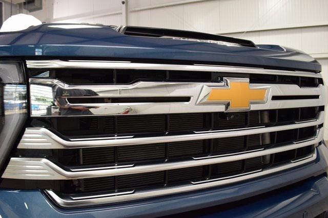 used 2024 Chevrolet Silverado 2500 car, priced at $69,999