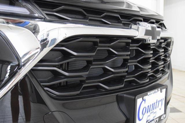 new 2025 Chevrolet Trax car, priced at $26,410