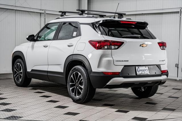 new 2025 Chevrolet TrailBlazer car, priced at $29,170