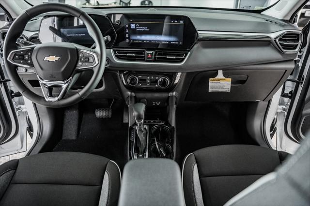 new 2025 Chevrolet TrailBlazer car, priced at $29,170
