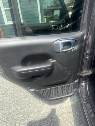 used 2021 Jeep Gladiator car, priced at $31,999