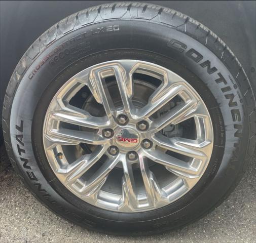used 2023 GMC Yukon XL car, priced at $55,999