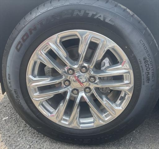 used 2023 GMC Yukon XL car, priced at $55,999