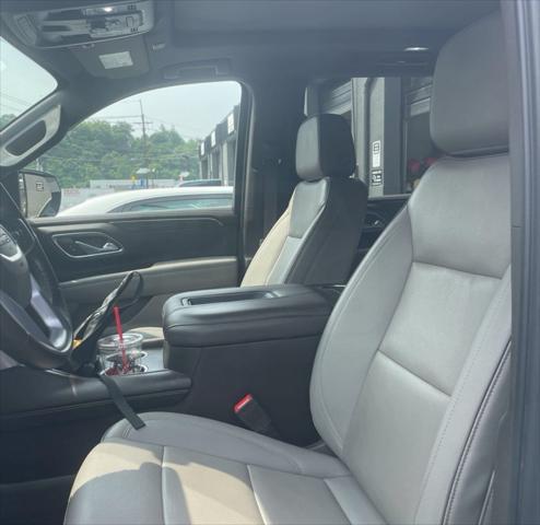 used 2023 GMC Yukon XL car, priced at $55,999