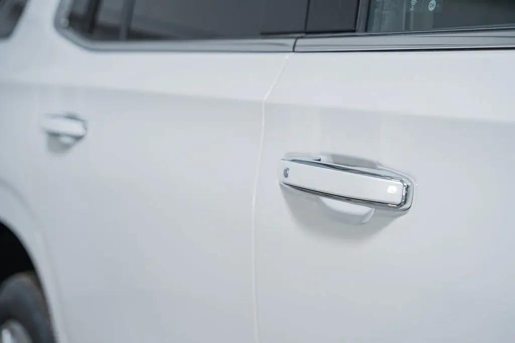 new 2025 Chevrolet Tahoe car, priced at $87,522