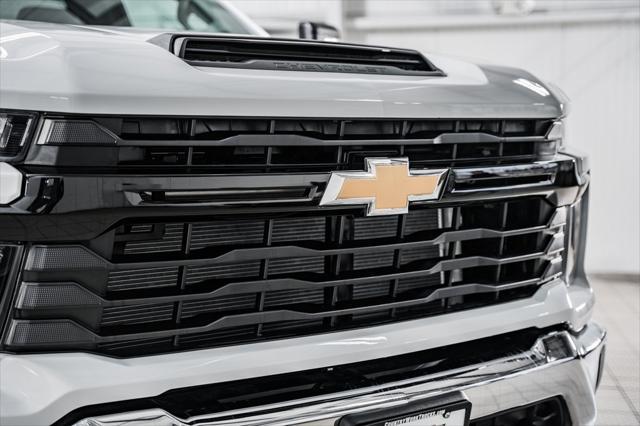 new 2025 Chevrolet Silverado 3500 car, priced at $52,143