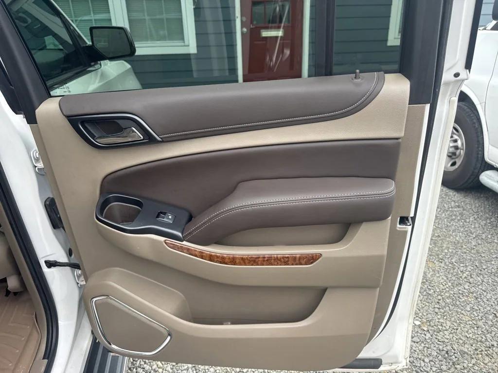 used 2020 Chevrolet Suburban car, priced at $39,999