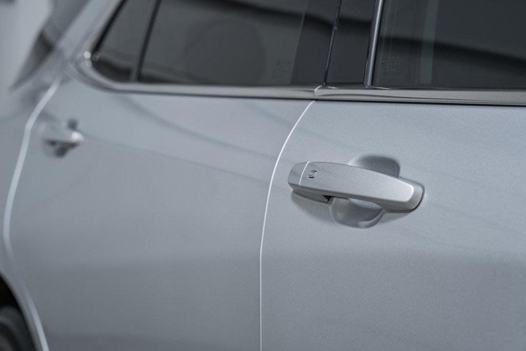 used 2018 Chevrolet Equinox car, priced at $12,999