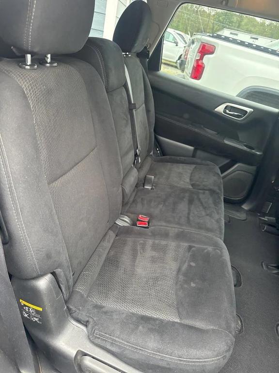 used 2015 Nissan Pathfinder car, priced at $9,999