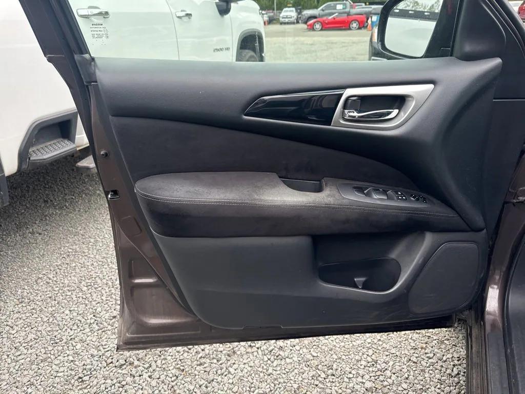 used 2015 Nissan Pathfinder car, priced at $9,999