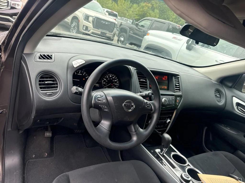 used 2015 Nissan Pathfinder car, priced at $9,999