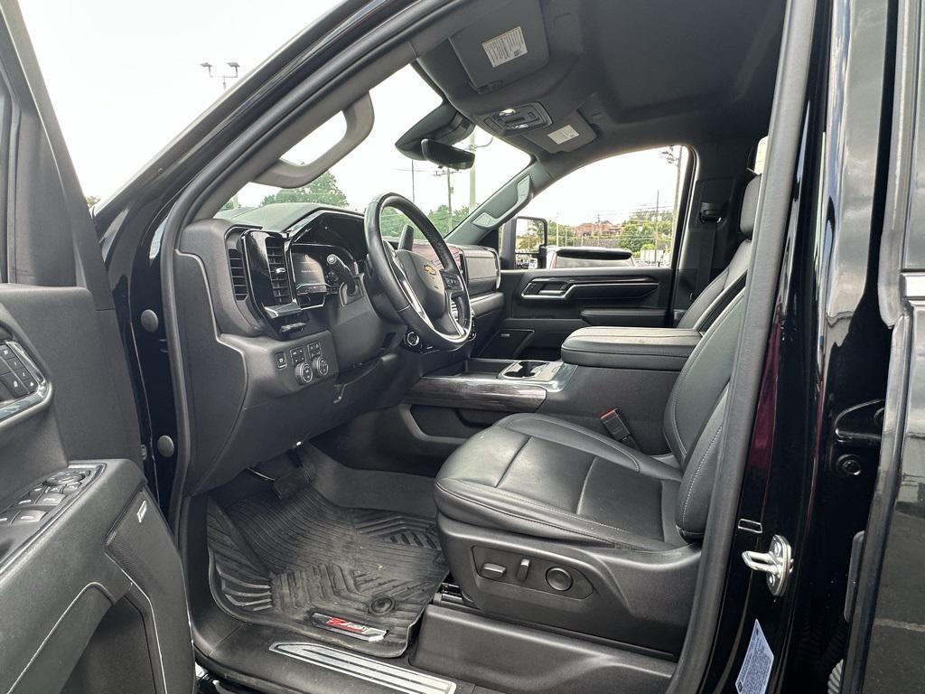 used 2024 Chevrolet Silverado 2500 car, priced at $61,999