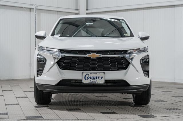 new 2025 Chevrolet Trax car, priced at $23,135