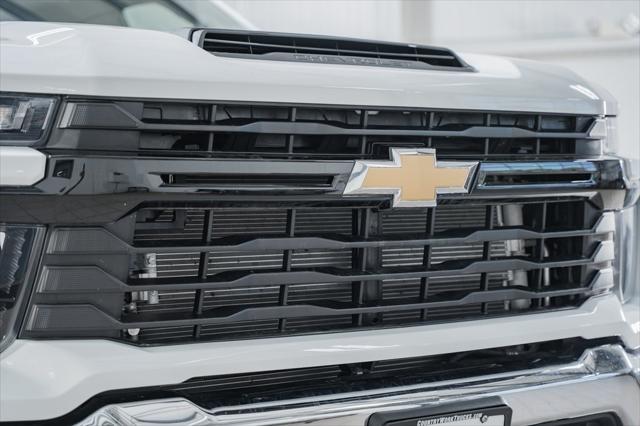 new 2025 Chevrolet Silverado 3500 car, priced at $64,228
