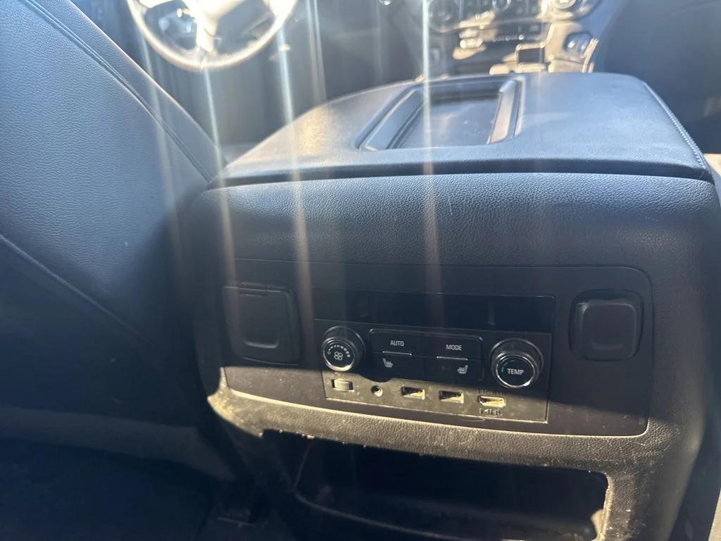 used 2020 Chevrolet Suburban car, priced at $26,999