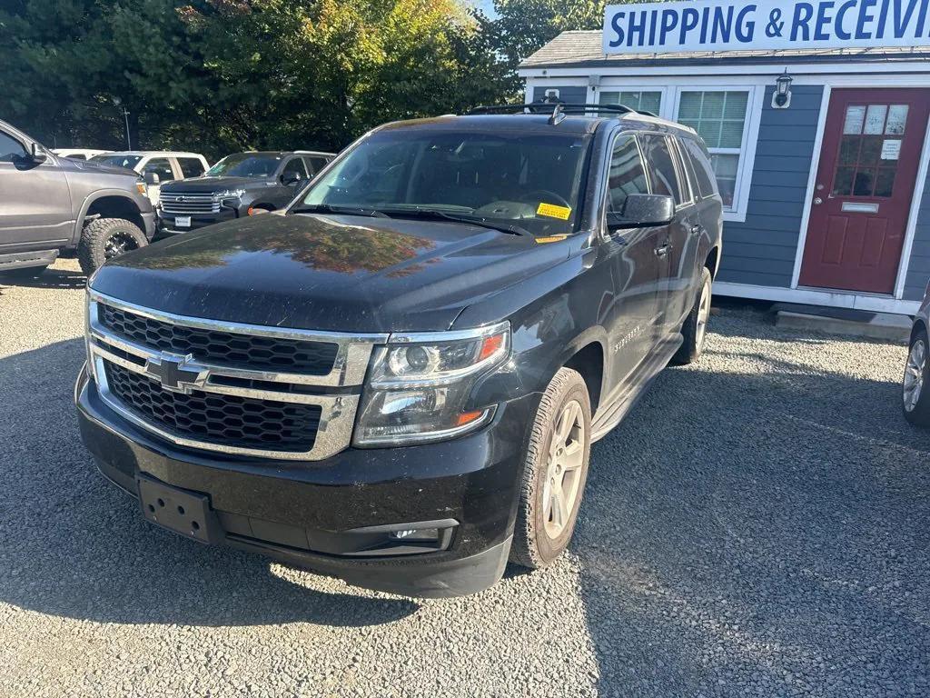used 2020 Chevrolet Suburban car, priced at $26,999