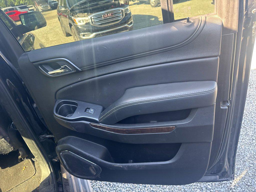 used 2020 Chevrolet Suburban car, priced at $26,999