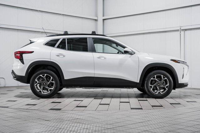 new 2025 Chevrolet Trax car, priced at $25,660