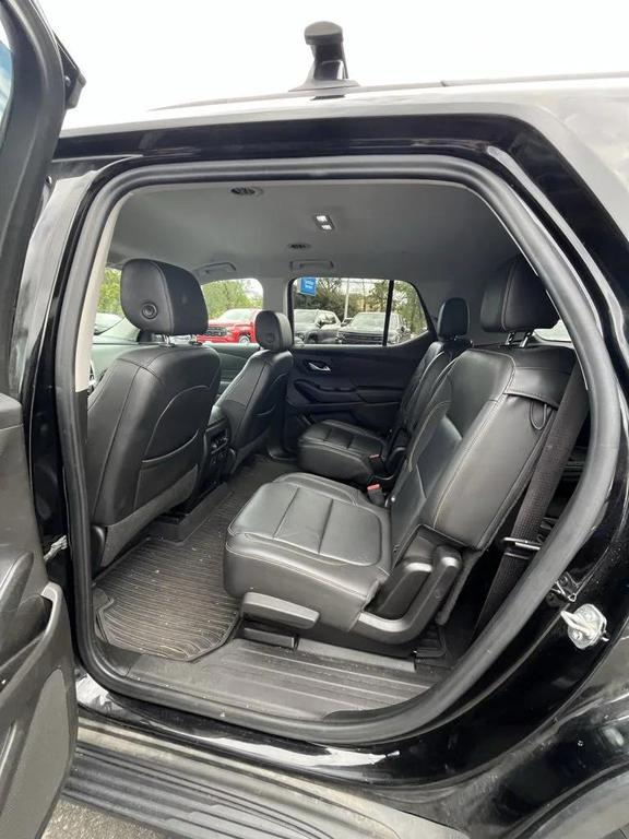 used 2021 Chevrolet Traverse car, priced at $25,499