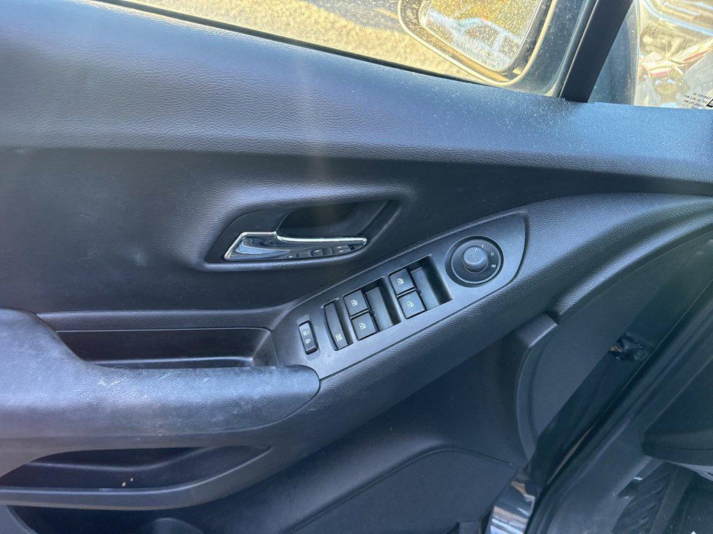 used 2018 Chevrolet Trax car, priced at $9,999