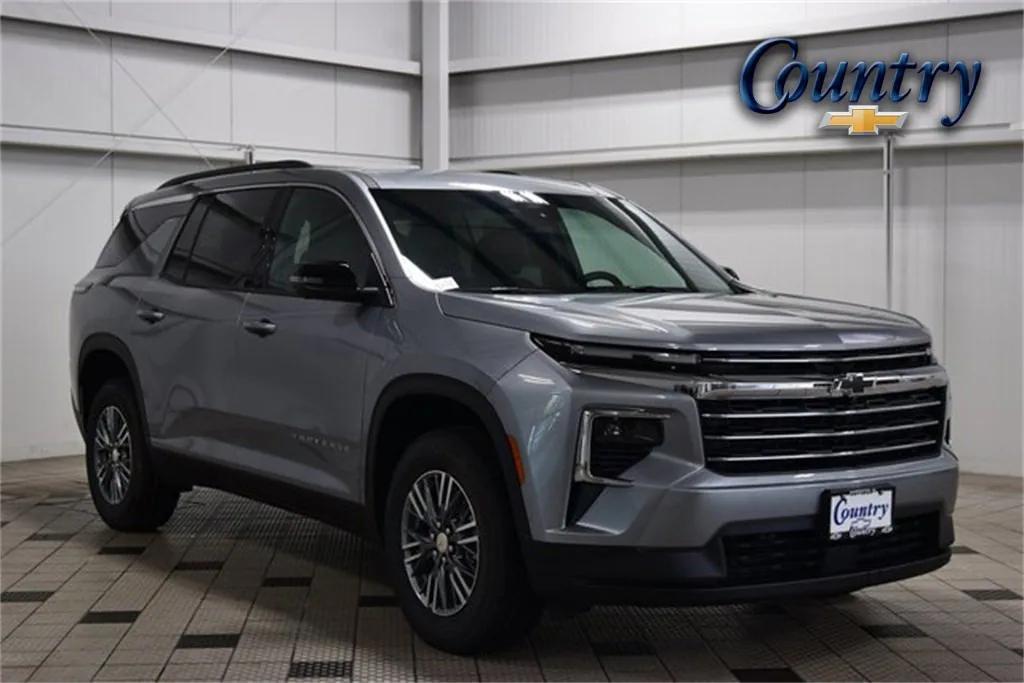 new 2026 Chevrolet Traverse car, priced at $42,751