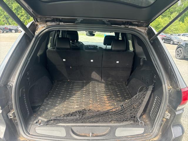 used 2021 Jeep Grand Cherokee car, priced at $29,999