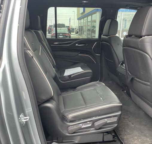 used 2023 Cadillac Escalade ESV car, priced at $72,999