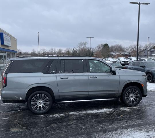 used 2023 Cadillac Escalade ESV car, priced at $72,999