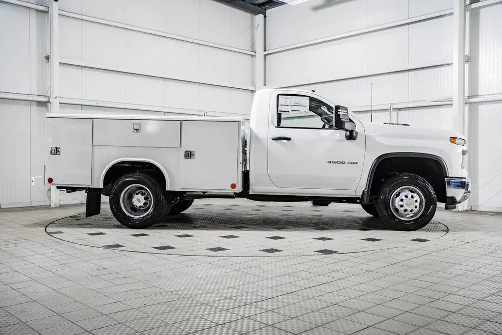 new 2025 Chevrolet Silverado 3500 car, priced at $64,340