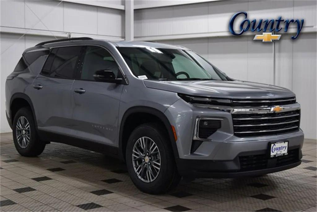 new 2026 Chevrolet Traverse car, priced at $40,381
