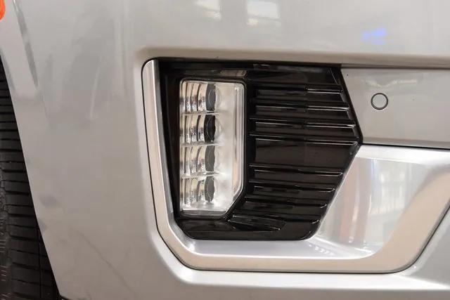used 2024 GMC Yukon XL car, priced at $71,777
