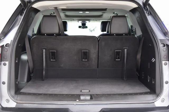 used 2021 Chevrolet Traverse car, priced at $26,499