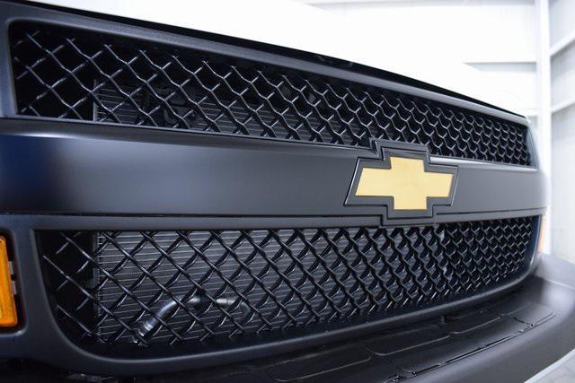 new 2025 Chevrolet Express 2500 car, priced at $47,515