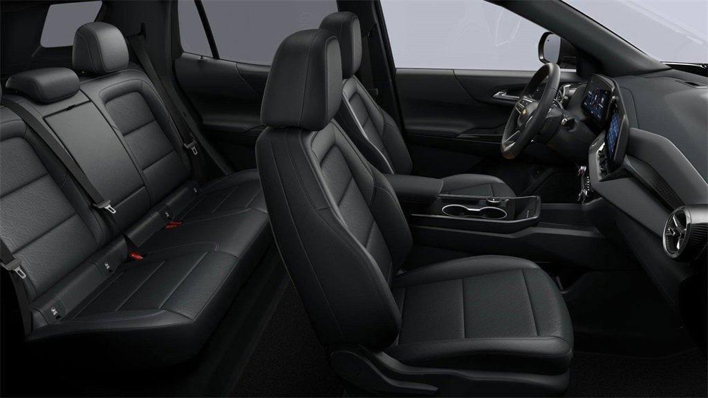 new 2026 Chevrolet Equinox car, priced at $31,333
