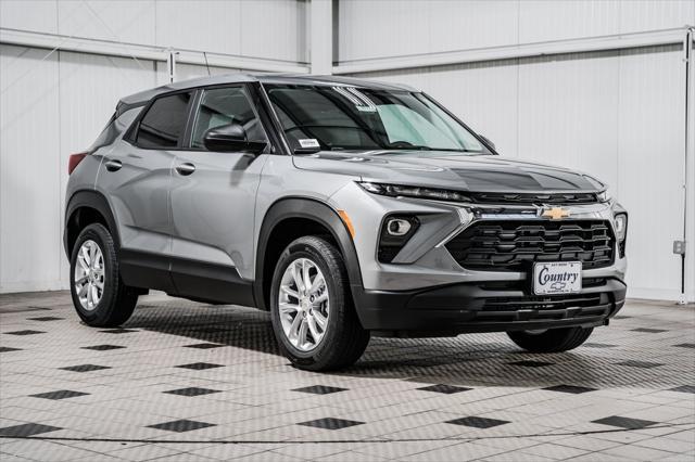 new 2025 Chevrolet TrailBlazer car, priced at $27,285