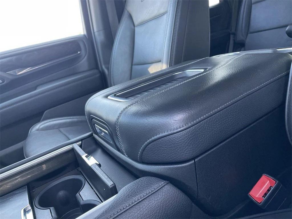used 2022 GMC Yukon car, priced at $56,999