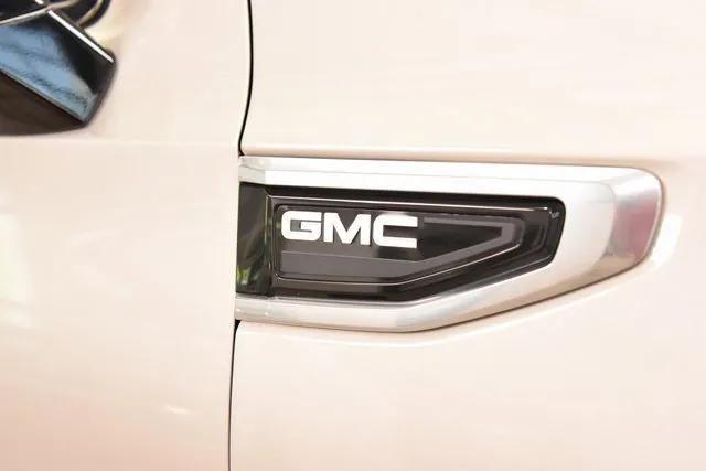 used 2021 GMC Yukon car, priced at $52,499