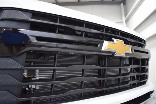 new 2025 Chevrolet Silverado 3500 car, priced at $63,618