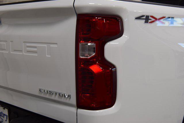 new 2025 Chevrolet Silverado 2500 car, priced at $53,917