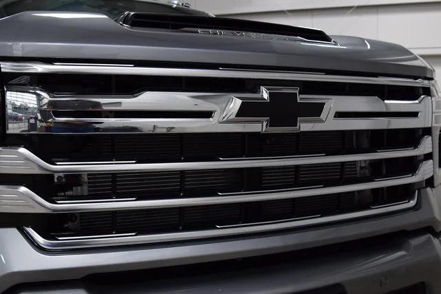 new 2025 Chevrolet Silverado 3500 car, priced at $85,112